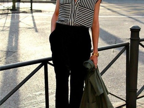 黑色上衣搭配裤子颜色秘诀一网打尽