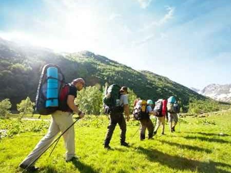 上山有型脚下有路 这份登山穿衣指南让你告别狼狈
