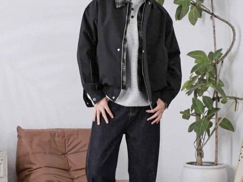 矮个子男生冬季穿搭秘籍：2套显高方案，白色鞋子成点睛之笔