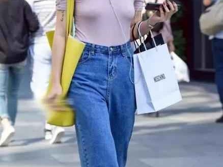 美女风情穿衣搭配：7套优雅穿搭术，轻松将好气质融入日常生活