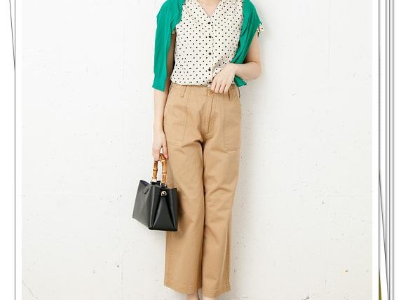 解锁米色上衣搭配裤子的万能公式 穿出高级感就这么简单