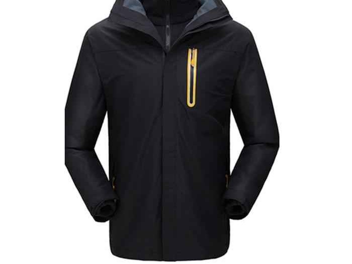 冲锋衣选购全攻略 从户外神器到城市通勤的秘密