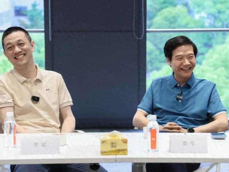 精英男士穿搭秘籍：从余承东的着装解码商业领袖的隐性奢华