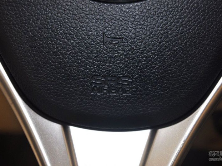 蓝色加黑色混合后的颜色奥秘