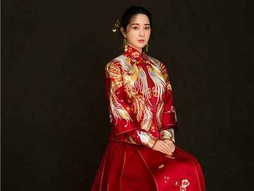 想靠“中式嫁衣”赚钱？先摸清门道再加盟，别只看着眼红！