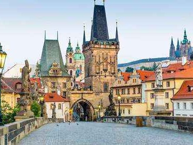 欧洲旅行穿衣搭配：《花少》挪威穿搭合集，明星秋冬出游穿搭指南