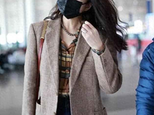 殷桃西装穿搭教科书：3种高级搭配术，轻松摆脱奶奶裤乐福鞋