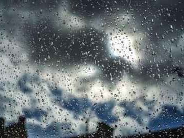 阴雨天气摄影全攻略：学会这些技巧，雨天也能拍出惊艳大片