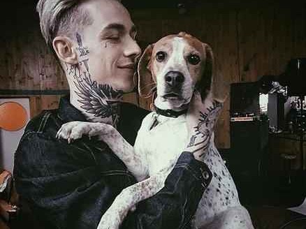 欧美男士成熟穿搭秘诀：越老越有型，不花哨、不寸头，优雅从细节开始