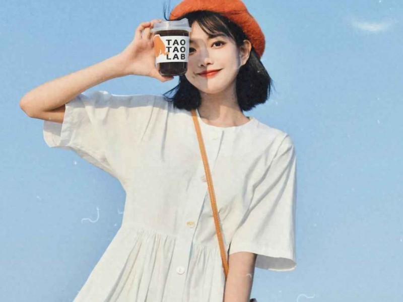 动漫女孩穿搭指南：10个学生党模板，告别乱穿衣轻松变美