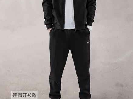 冬季男生穿搭新趋势：冲锋衣+工装裤，帅气又减龄