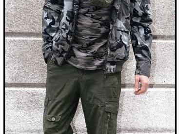 军绿裤子配上衣 解锁全年穿搭的万能钥匙