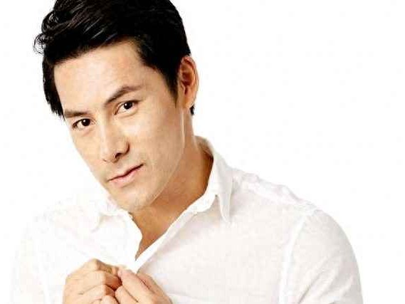 艺术男穿衣搭配秘诀：4套不靠颜值的高级感穿搭思路