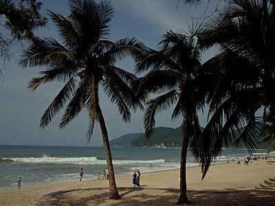 海南冬季旅居全攻略：穿衣搭配与热门地区选择指南