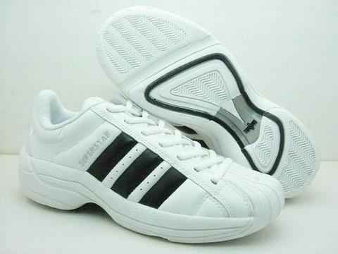 2025年鞋子江湖风云录 你的下一双战靴该选谁