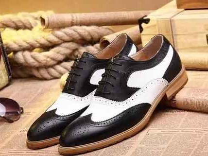 天冷穿搭指南：欧版鞋搭配不如它，我居然迷上了爸妈的羊毛一脚蹬！