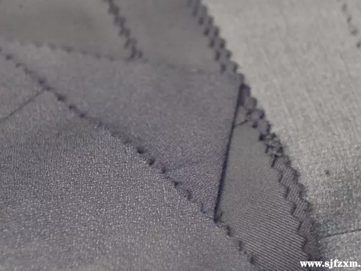 西装面子大学问 挑对面料让你穿出高级感