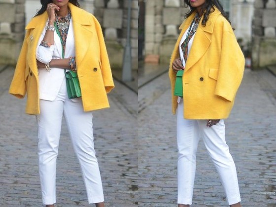 蓝色打底衫外套搭配全攻略 穿出你的高级感