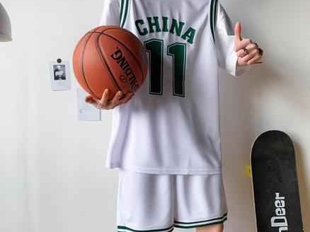 少女出门穿衣搭配秘籍：20+套甜酷少女风穿搭，可爱不幼稚！