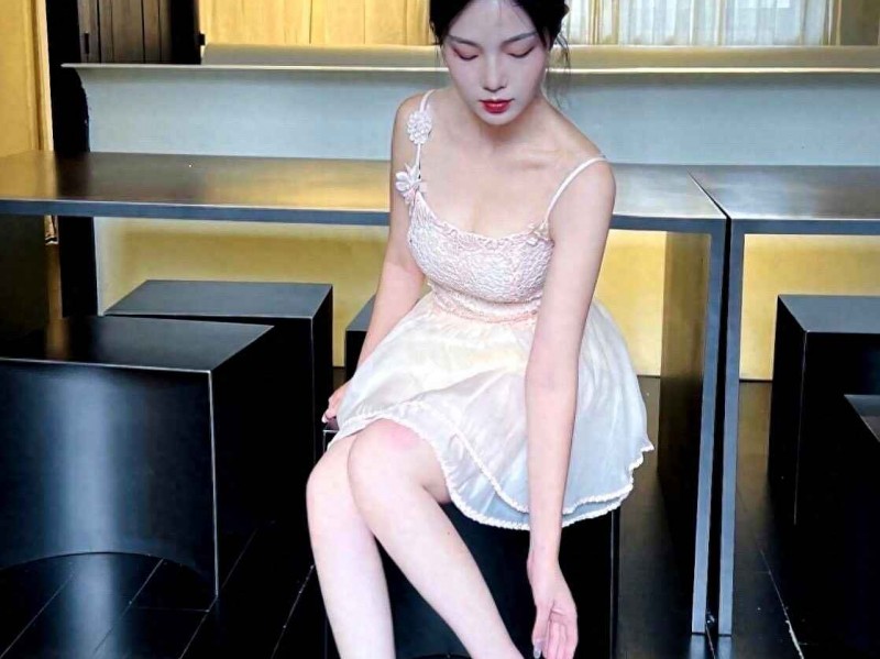 夏日约会穿搭秘籍：轻松搞定约会和小聚会造型