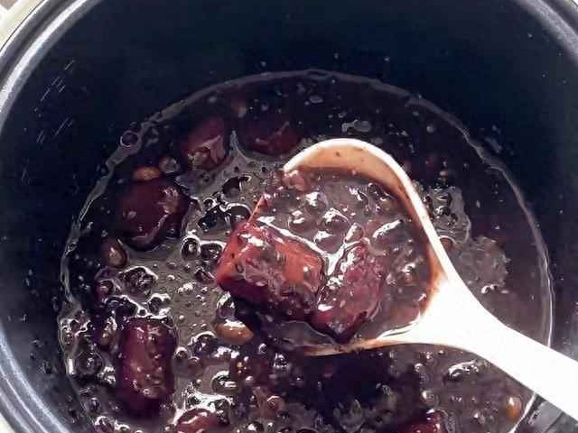 天冷多吃黑：黑米黑豆的3种健康搭配，身体倍儿棒