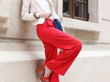红短袖搭配裤子全攻略 穿出时髦高级感