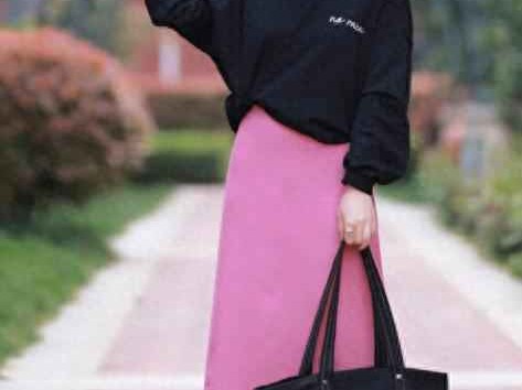 微胖女孩入秋穿搭指南：3个实用思路遮肉又时髦