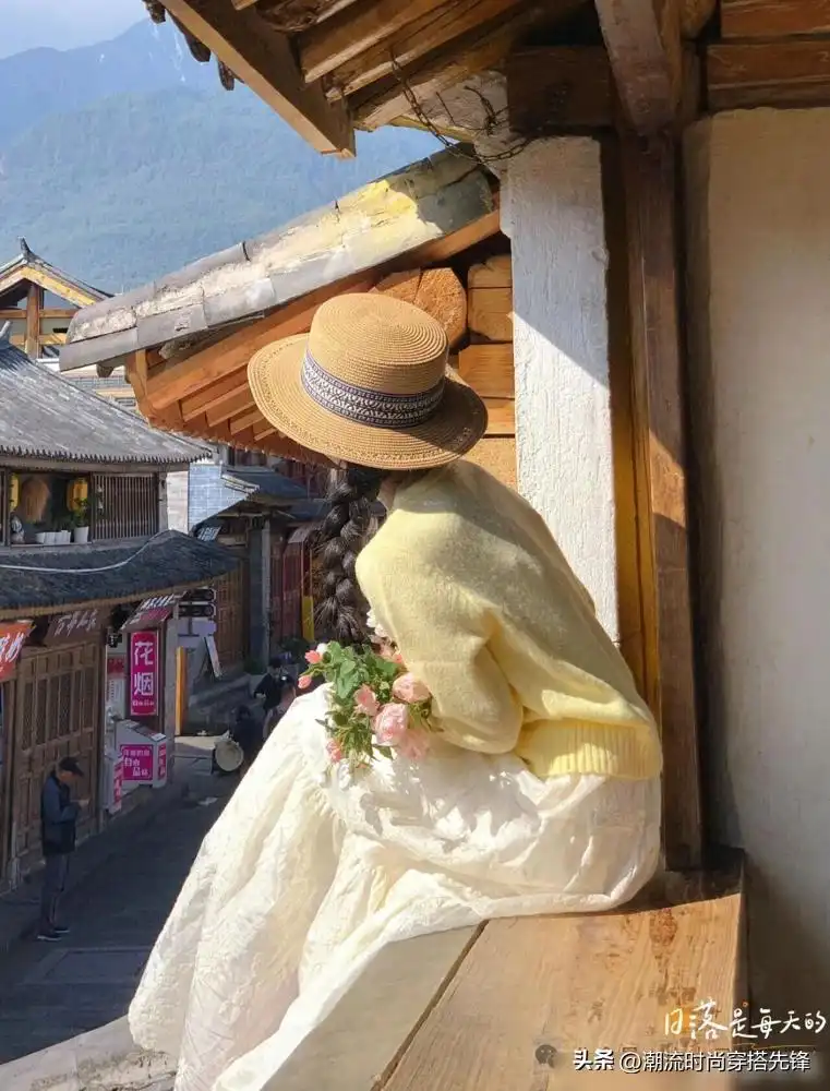 150cm小个子穿搭秘诀:针织衫+半裙这样穿,拍照直接出圈! 150cm小个子穿搭秘诀:针织衫+半裙这样穿,拍照直接出圈!