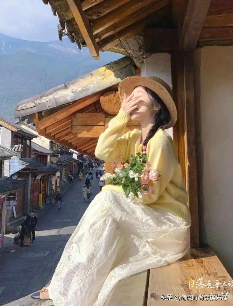 150cm小个子穿搭秘诀:针织衫+半裙这样穿,拍照直接出圈! 150cm小个子穿搭秘诀:针织衫+半裙这样穿,拍照直接出圈!