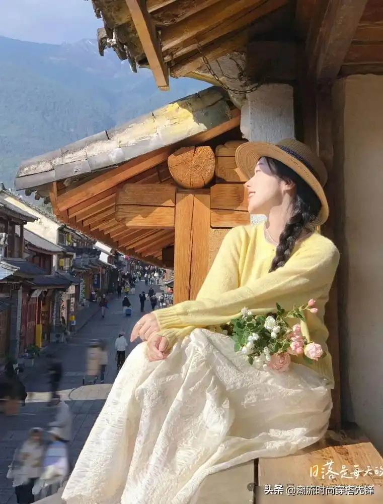 150cm小个子穿搭秘诀:针织衫+半裙这样穿,拍照直接出圈! 150cm小个子穿搭秘诀:针织衫+半裙这样穿,拍照直接出圈!