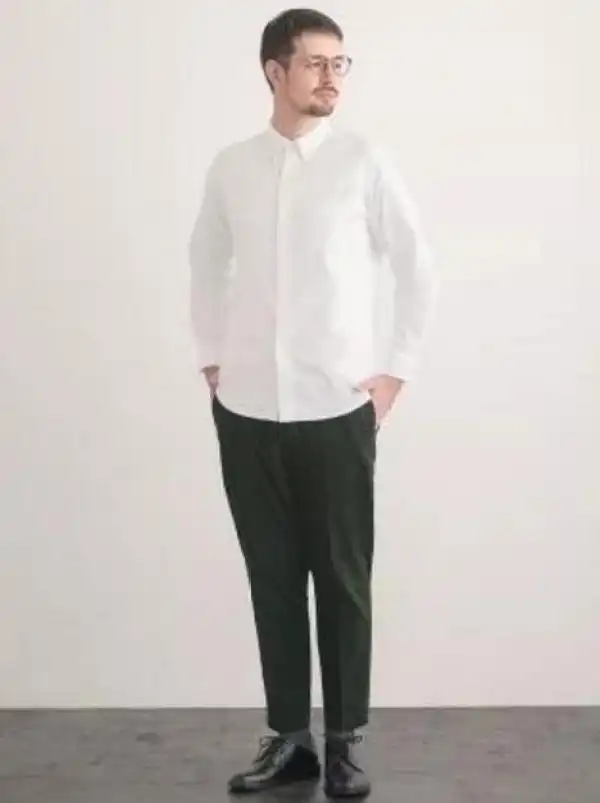 矮胖男士夏季穿搭攻略:裤子搭配显高瘦技巧 色彩搭配显高示例