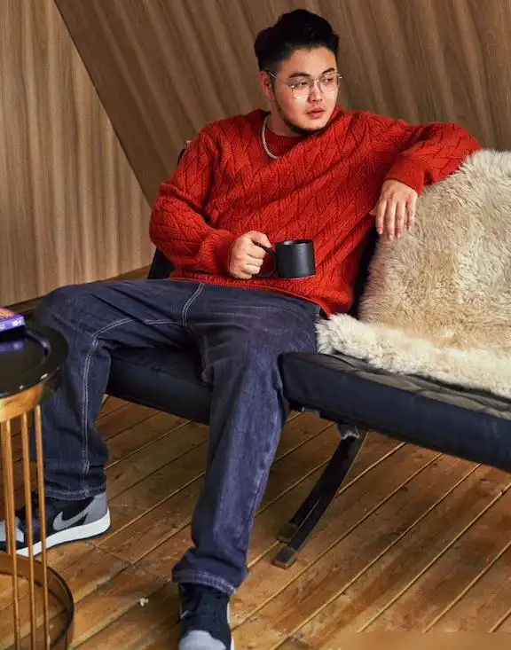 胖男生穿衣搭配技巧：穿搭与身材无关，胖男人街拍示范有型造型